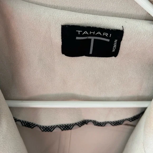 NWOT TAHARI Women Blush Women's Faux Fur Jacket w/Silver Snaps and Front Zippers - Picture 8 of 8